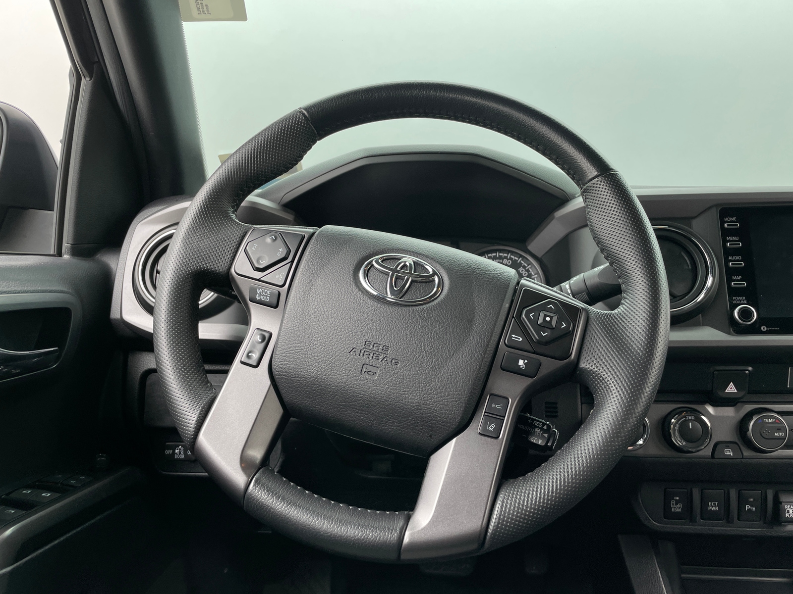 Thumbnail: 2022 Toyota Tacoma - 5