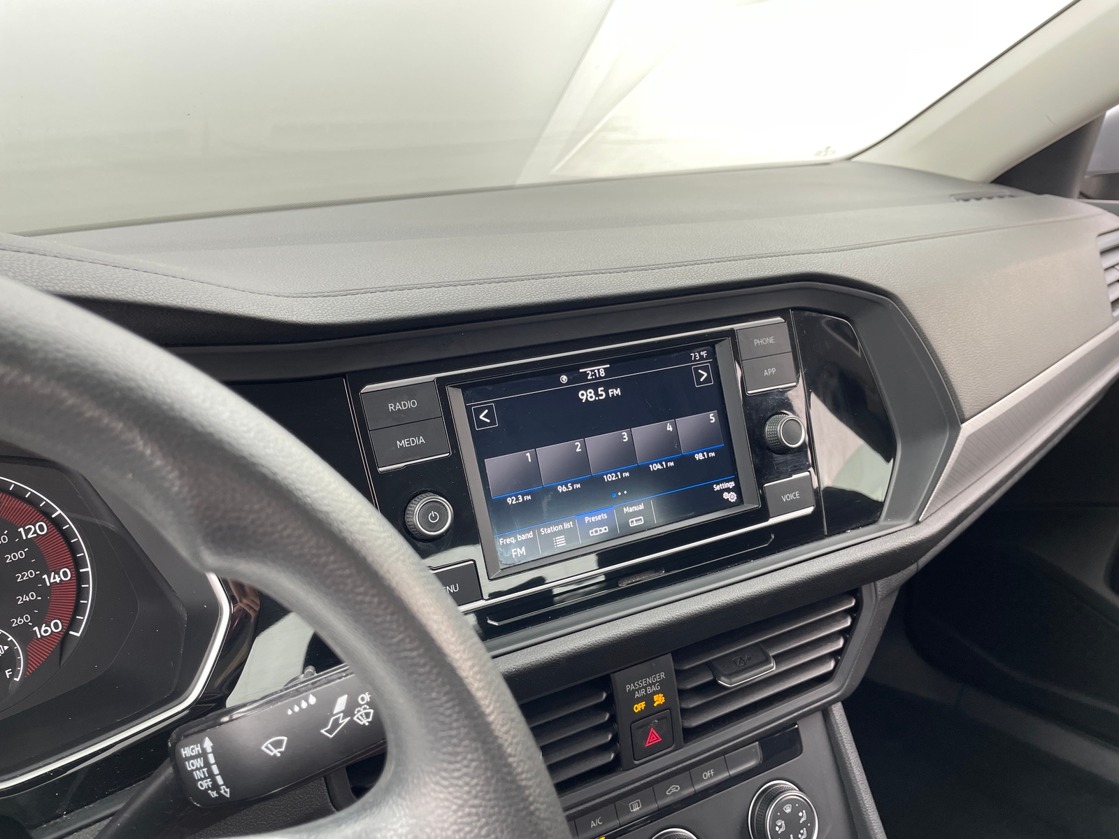 Thumbnail: 2021 Volkswagen Jetta - 4
