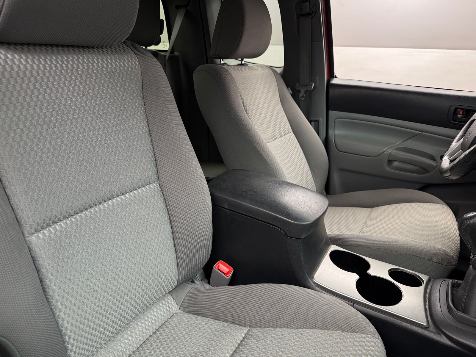 Thumbnail: 2013 Toyota Tacoma - 2