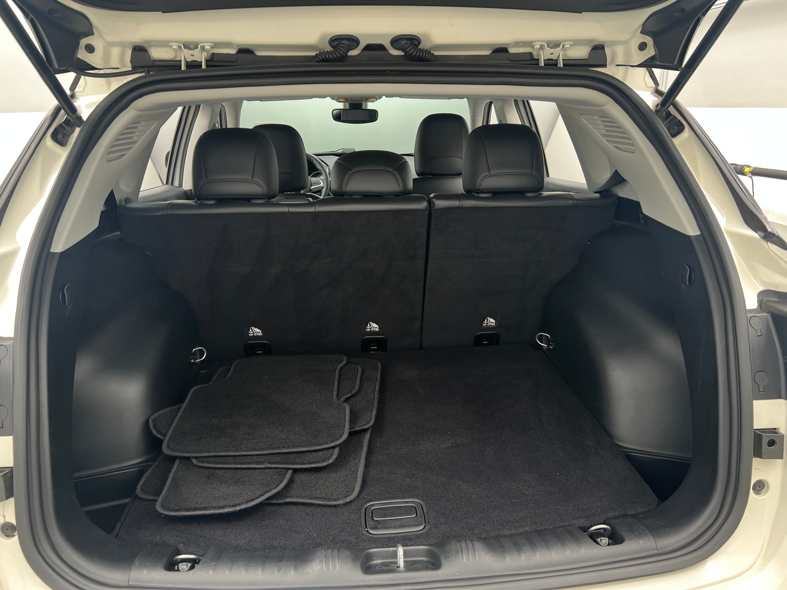 Thumbnail: 2018 Jeep Compass - 7