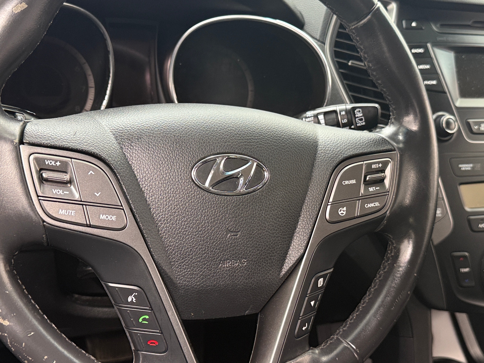Thumbnail: 2016 Hyundai Santa Fe - 5