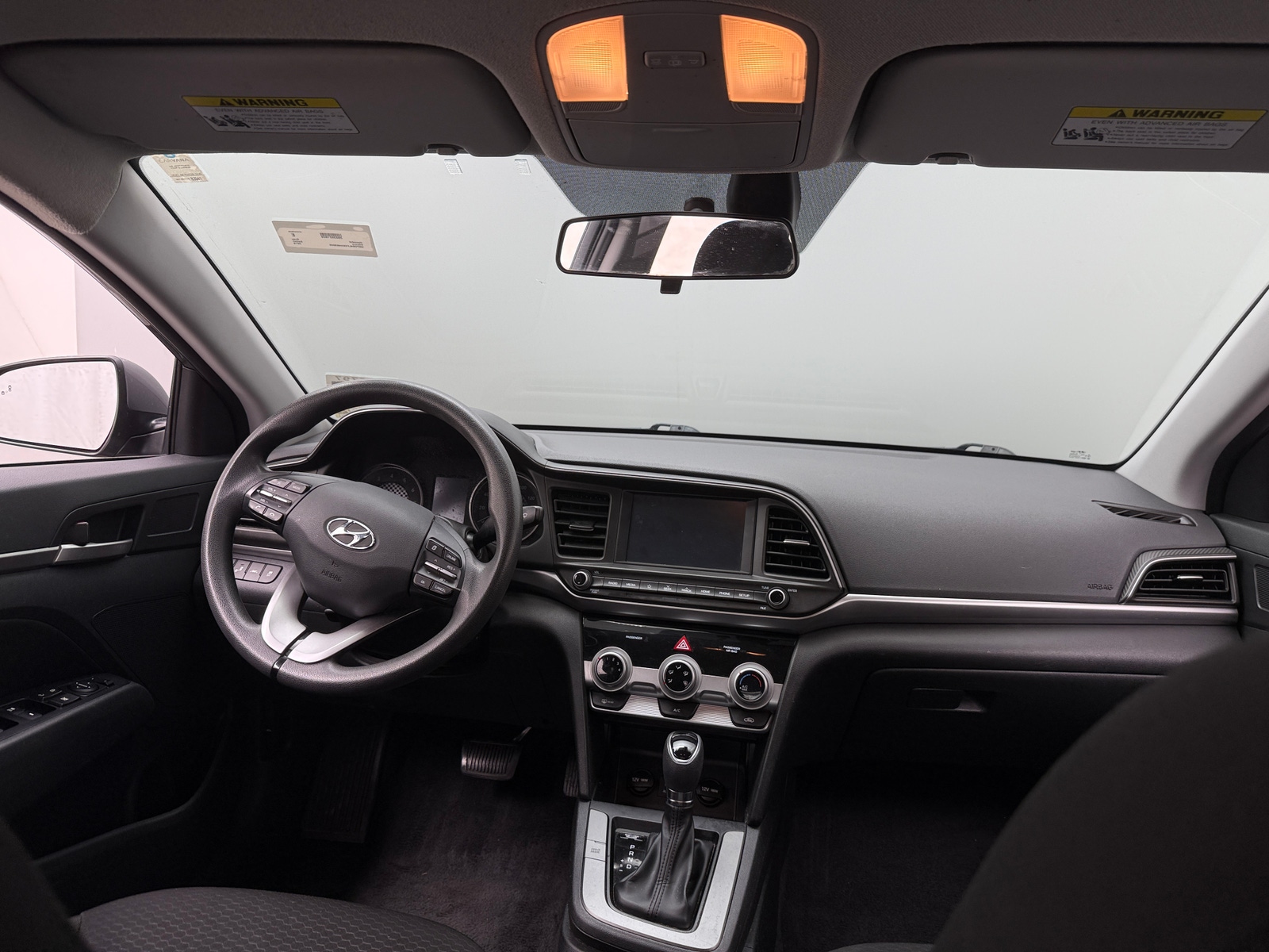 Thumbnail: 2019 Hyundai Elantra - 3