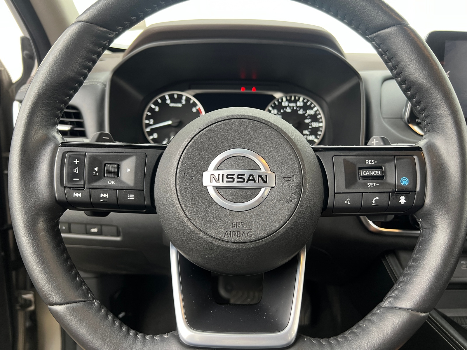 Thumbnail: 2021 Nissan Rogue - 4