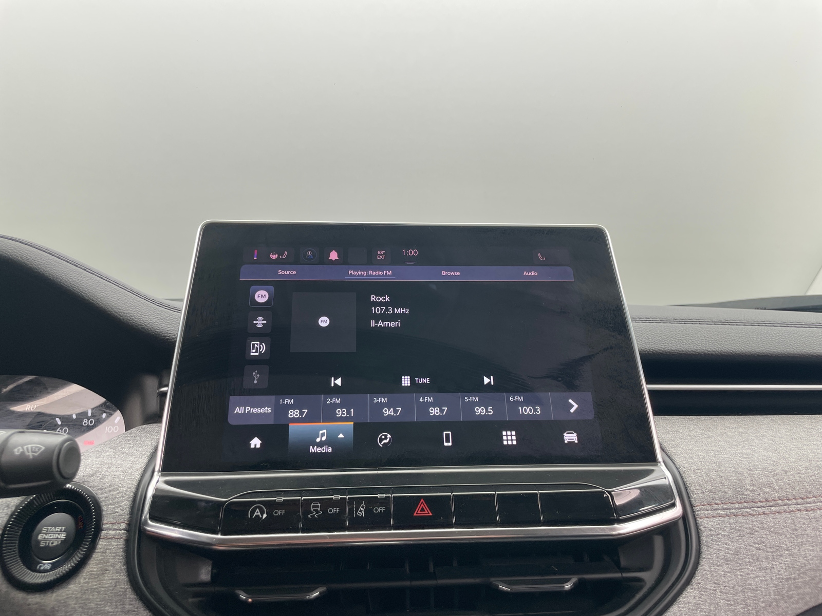 Thumbnail: 2022 Jeep Compass - 3