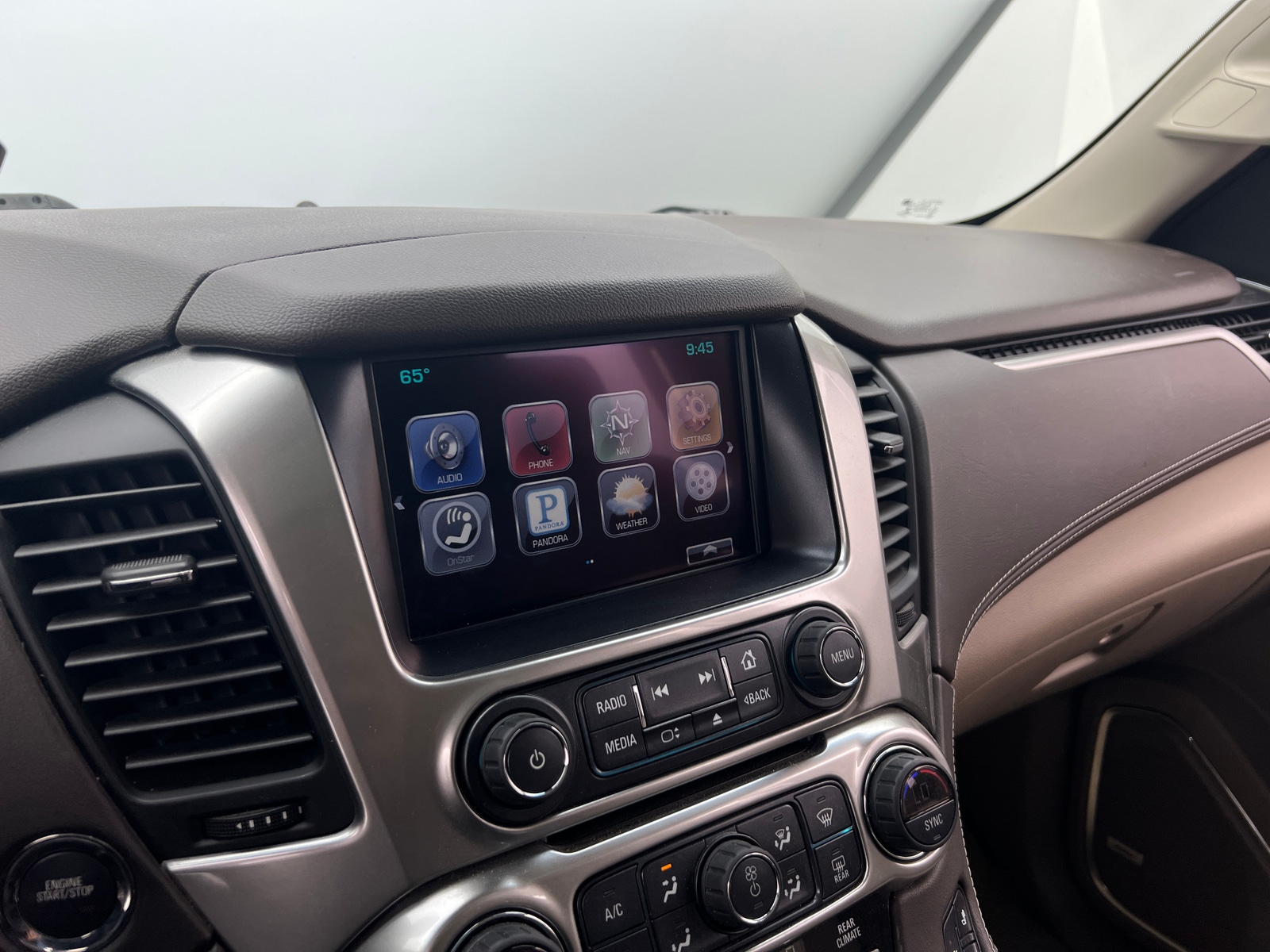 Thumbnail: 2016 Chevrolet Tahoe - 3