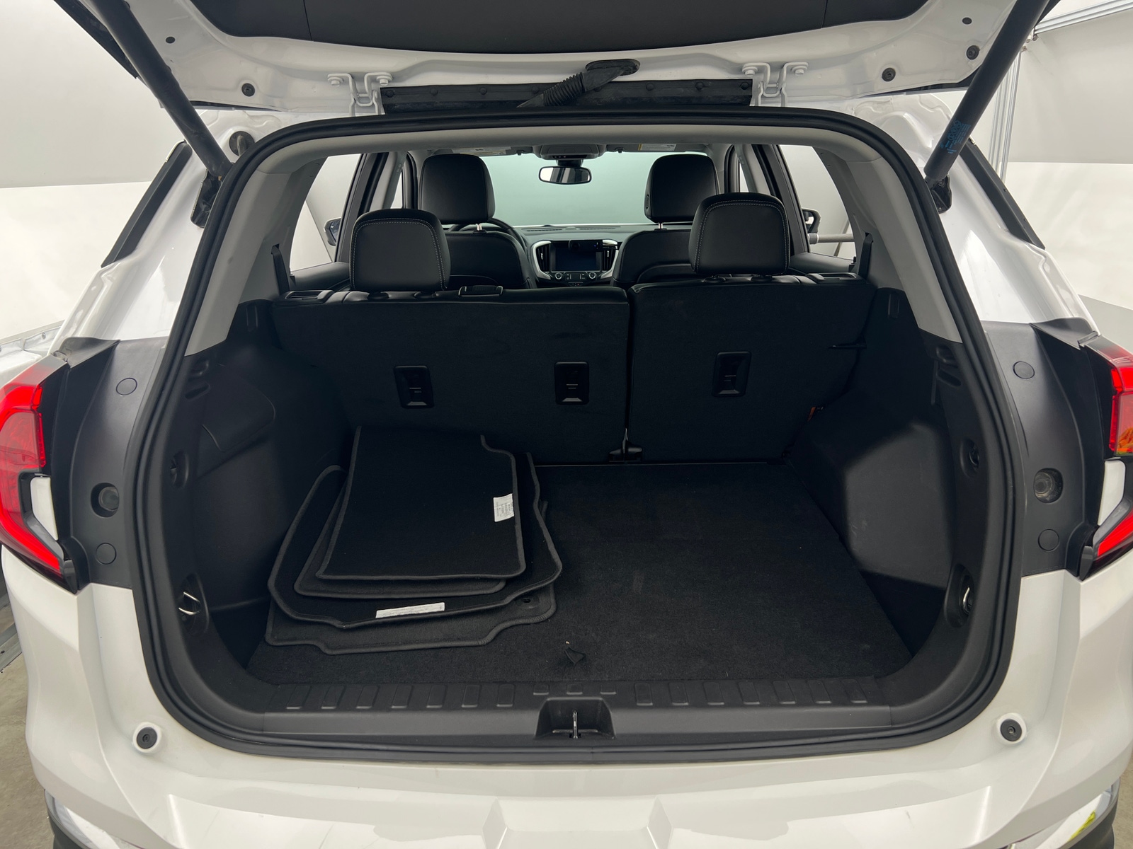 Thumbnail: 2024 GMC Terrain - 6