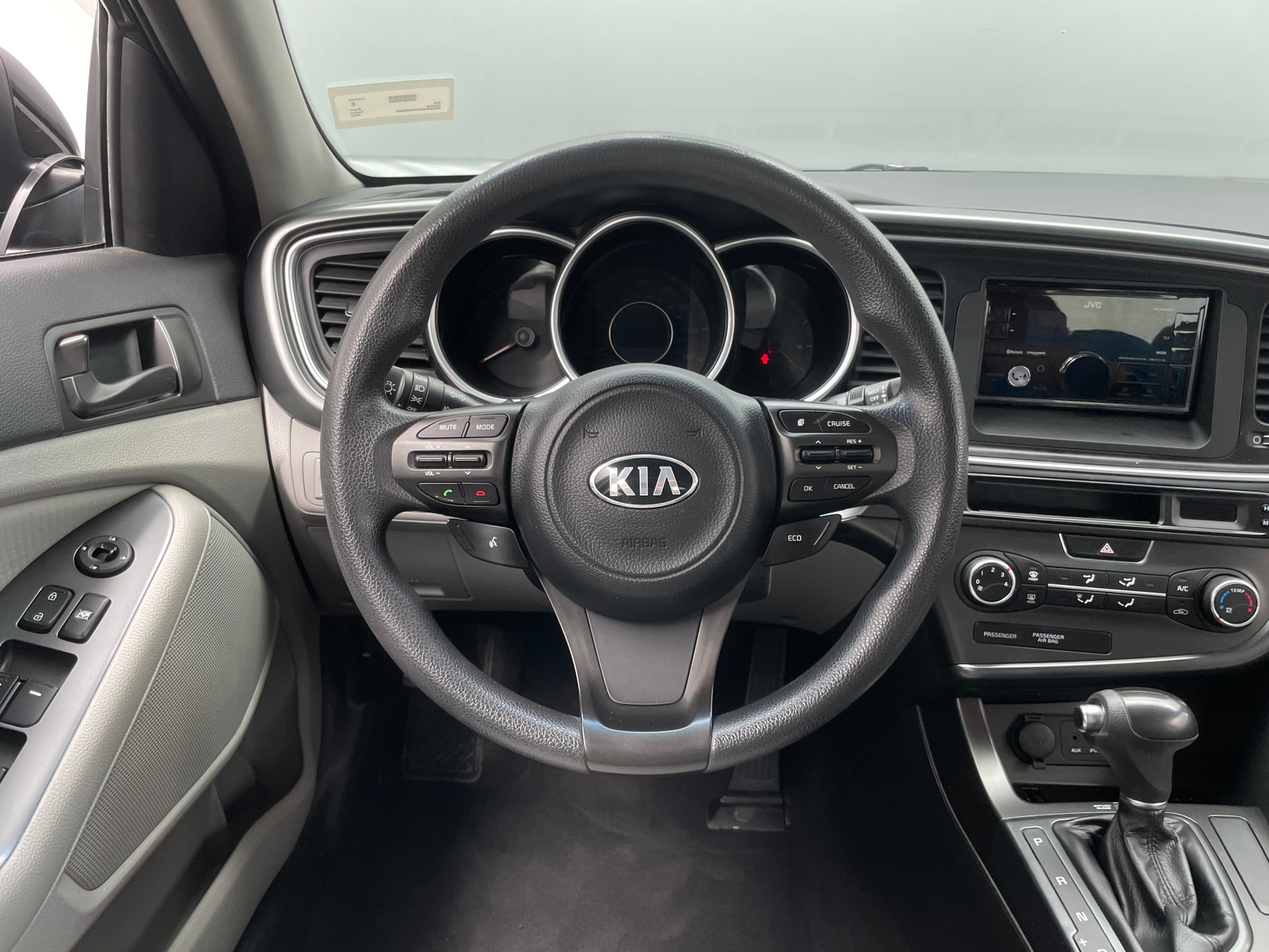 Thumbnail: 2015 Kia Optima - 5