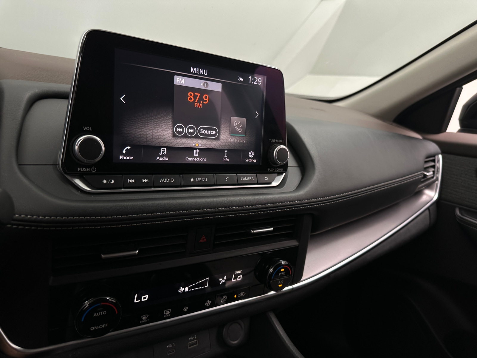 Thumbnail: 2023 Nissan Rogue - 4