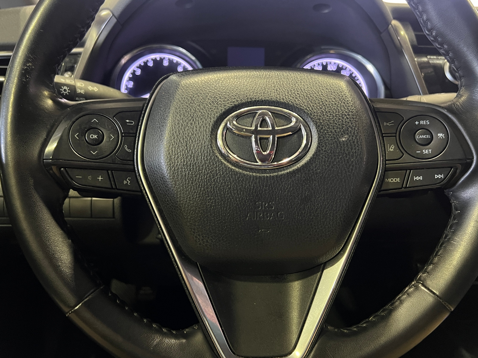 Thumbnail: 2020 Toyota Camry - 4