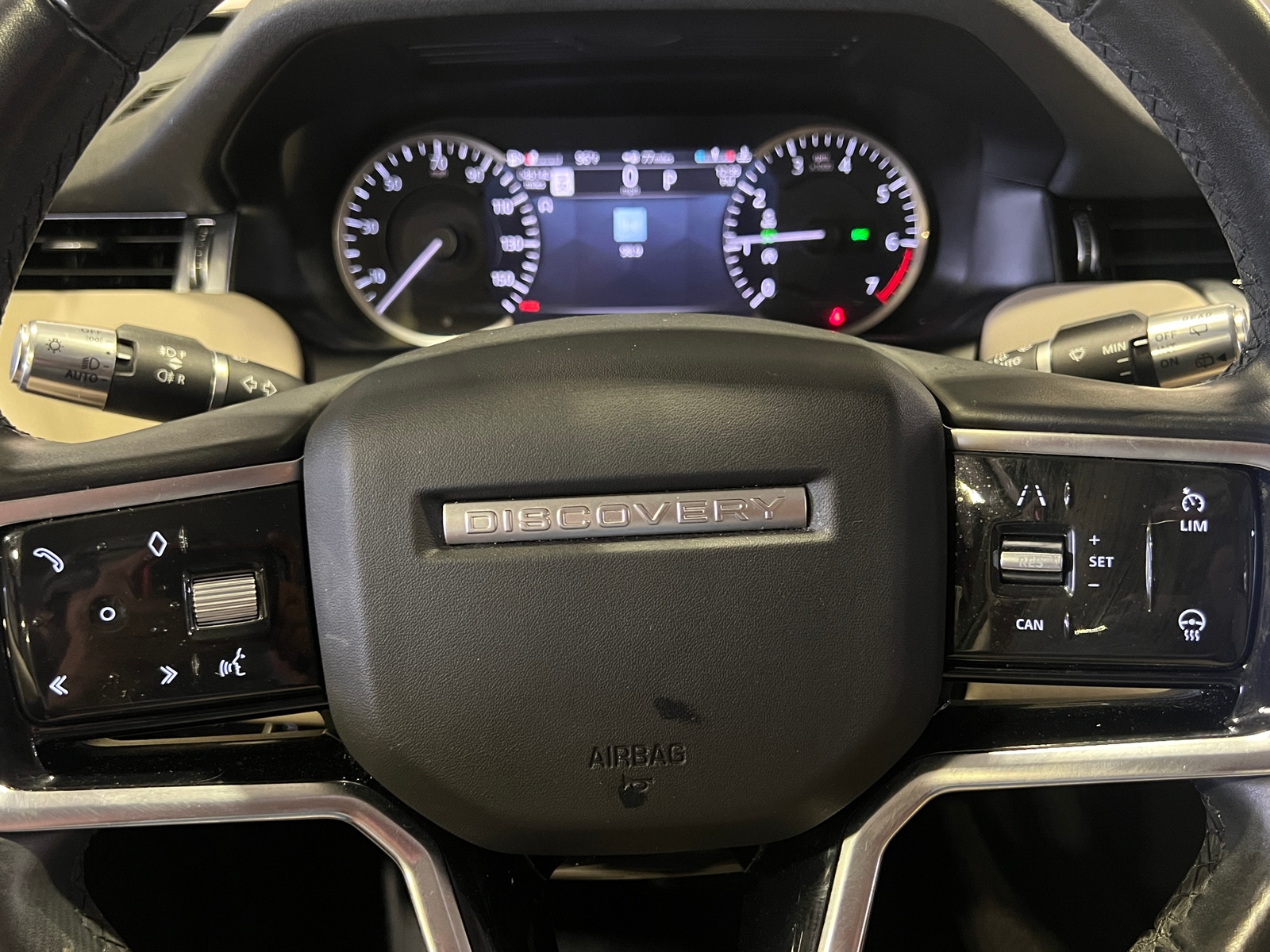 Thumbnail: 2021 Land Rover Discovery Sport - 4