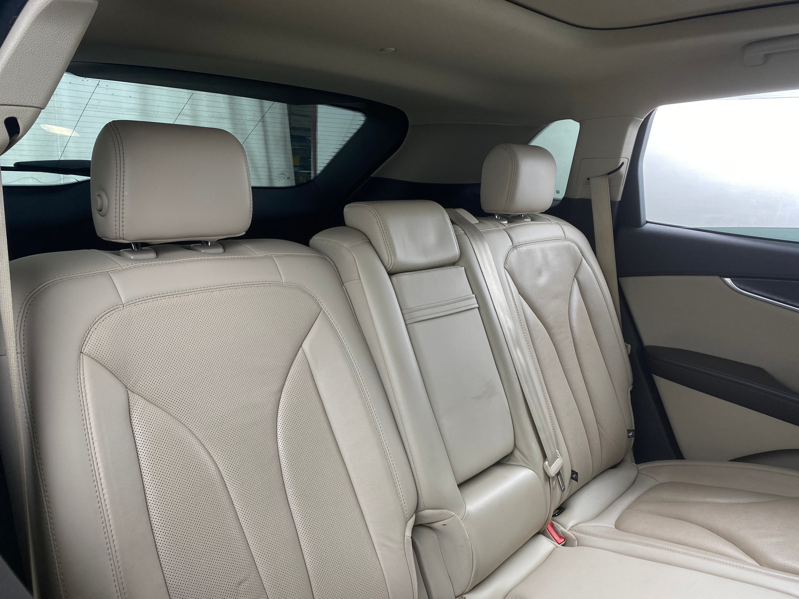 Thumbnail: 2020 Lincoln Nautilus - 5