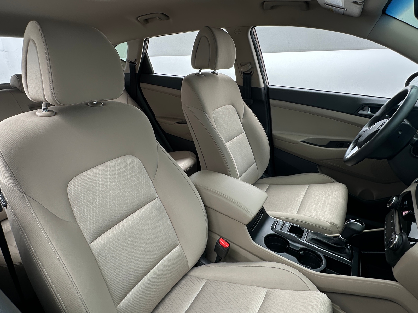 Thumbnail: 2016 Hyundai Tucson - 2