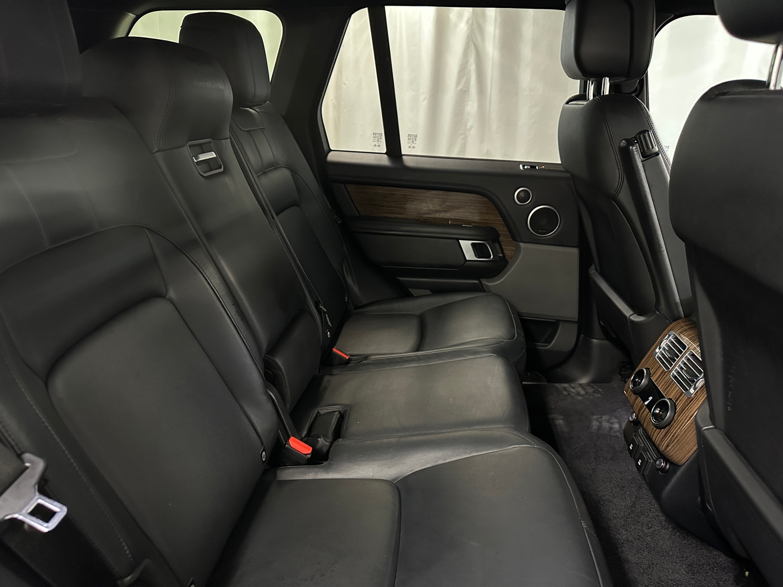 Thumbnail: 2018 Land Rover Range Rover - 5