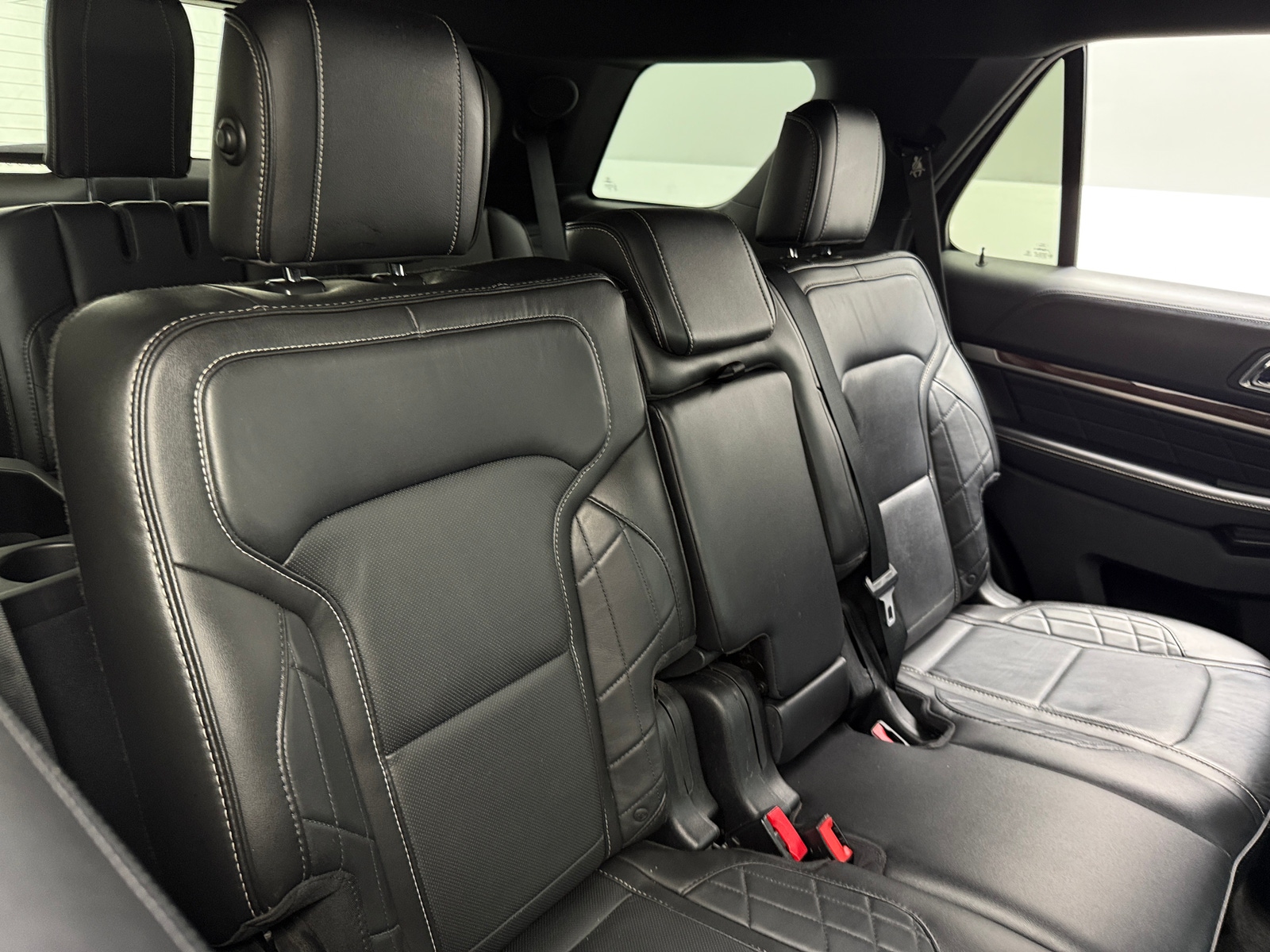 Thumbnail: 2017 Ford Explorer - 5