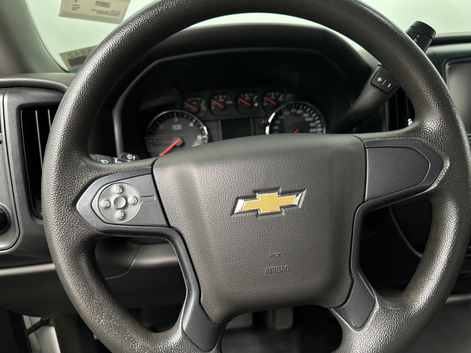 Thumbnail: 2018 Chevrolet Silverado 1500 - 5