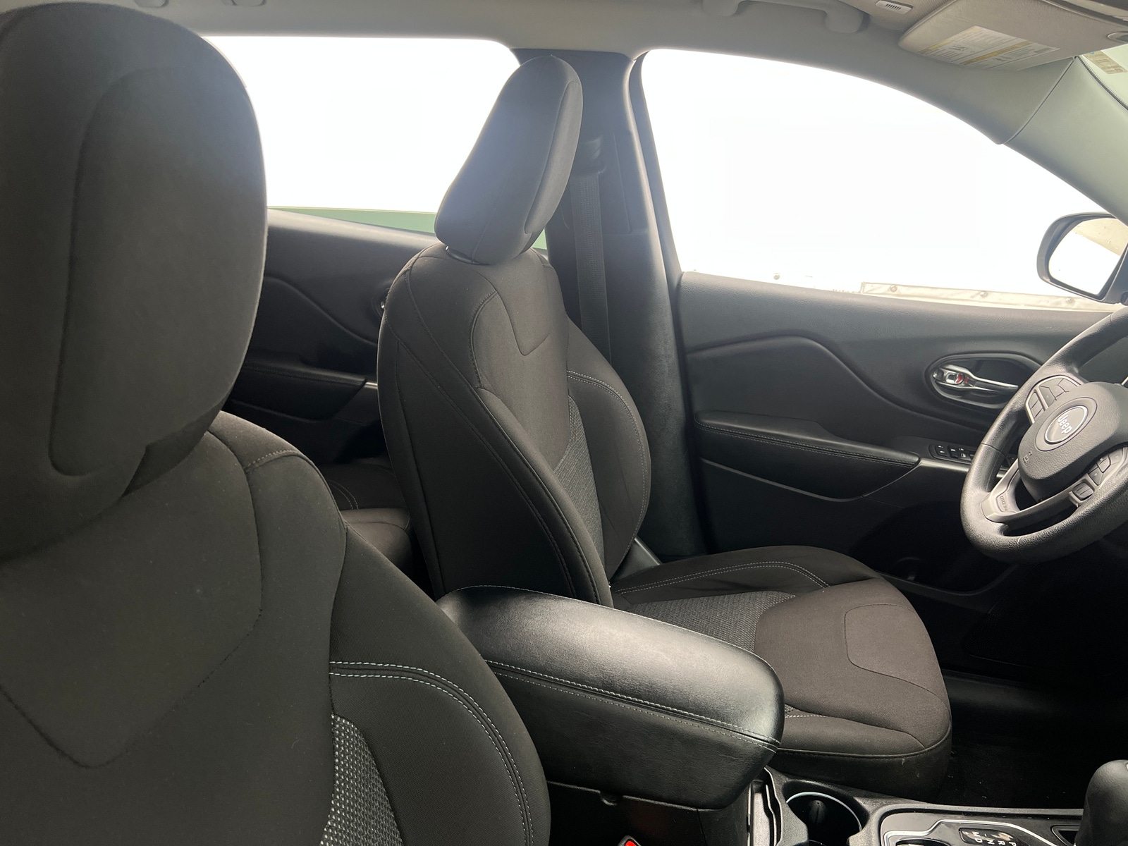 Thumbnail: 2019 Jeep Cherokee - 2