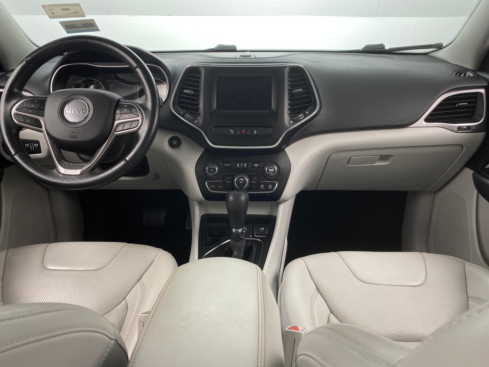 Thumbnail: 2021 Jeep Cherokee - 2