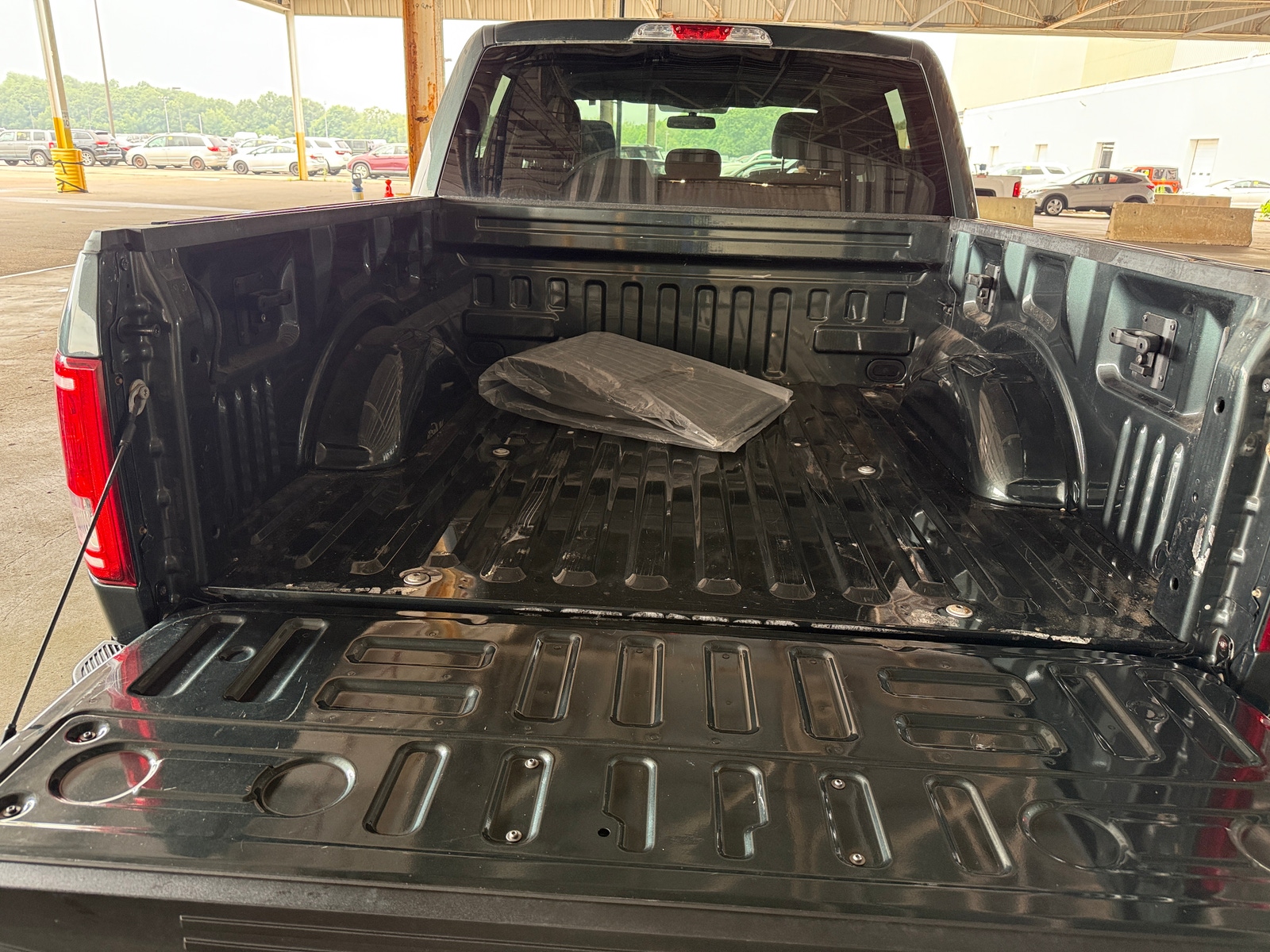 Thumbnail: 2015 Ford Econoline - 7