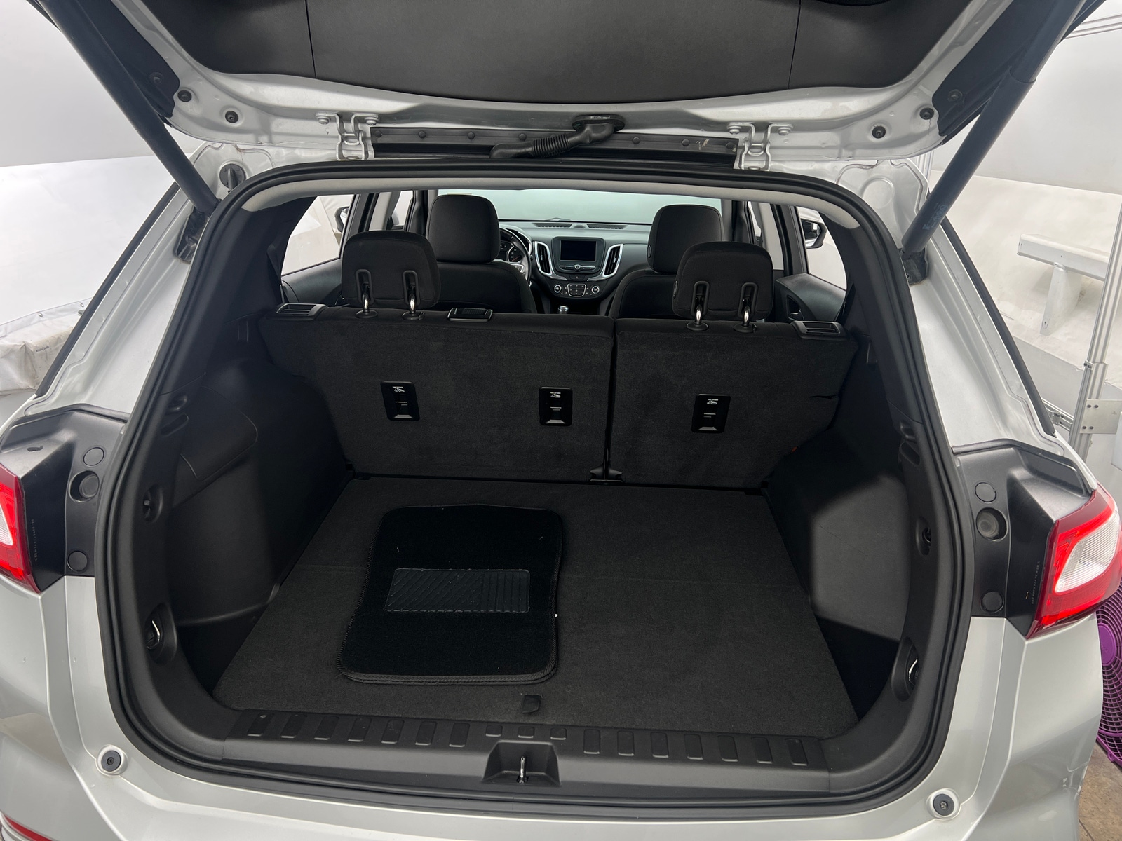 Thumbnail: 2019 Chevrolet Equinox - 7