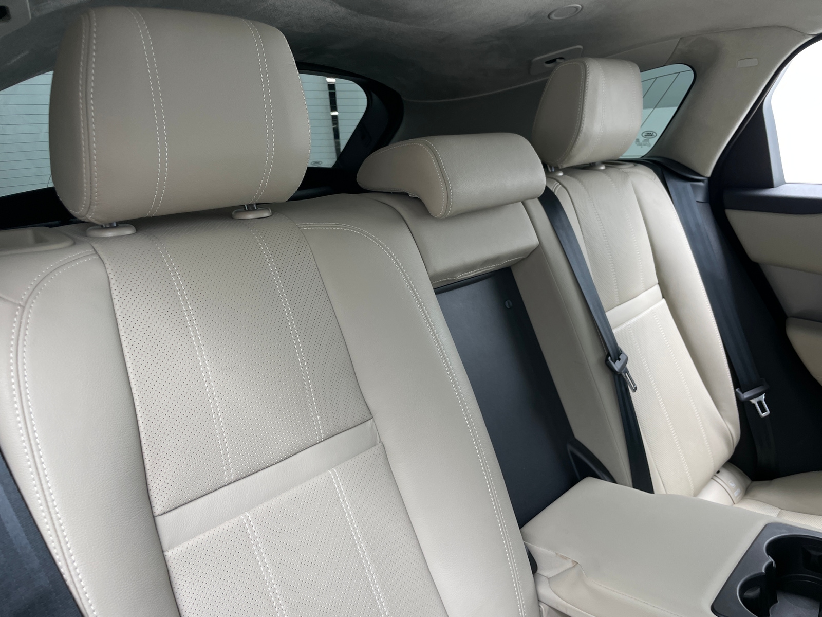 Thumbnail: 2021 Land Rover Range Rover Velar - 5