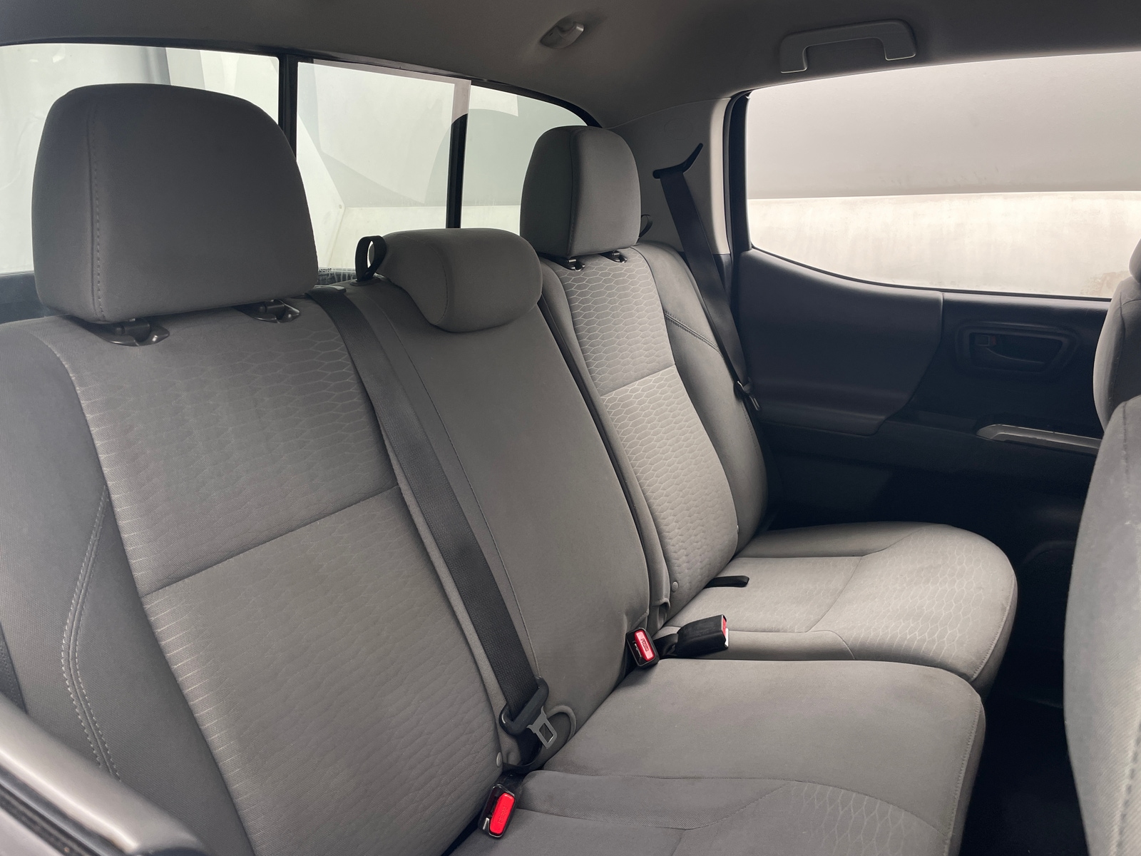 Thumbnail: 2018 Toyota Tacoma - 6