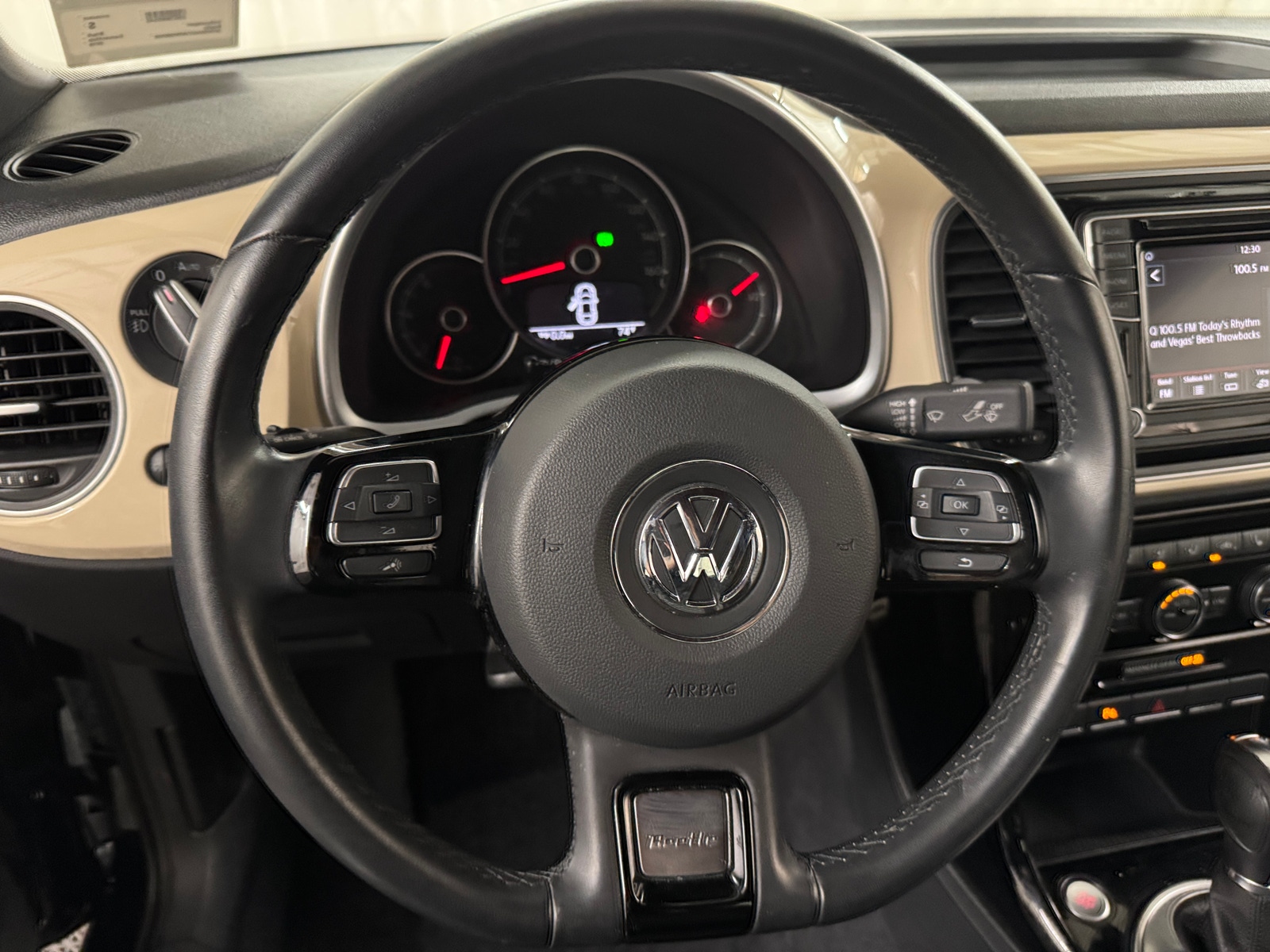 Thumbnail: 2019 Volkswagen Beetle - 4