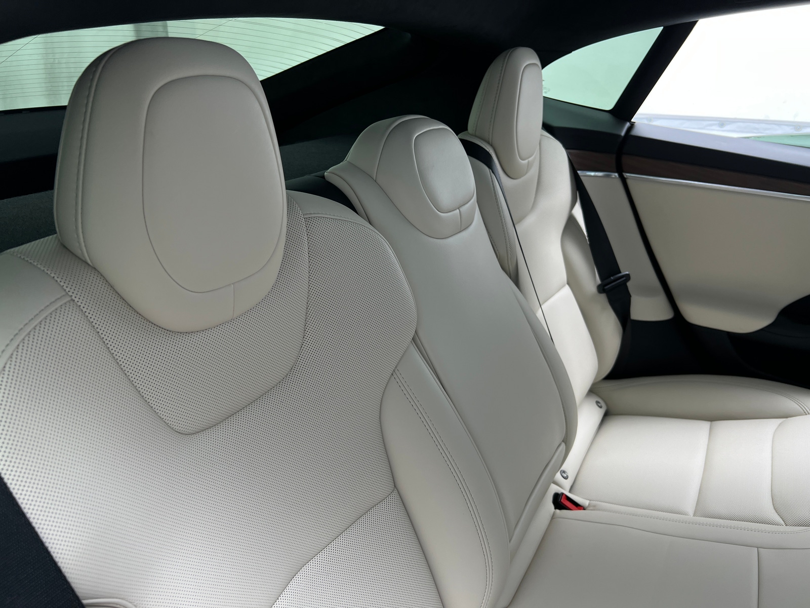 Thumbnail: 2023 Tesla Model S - 5