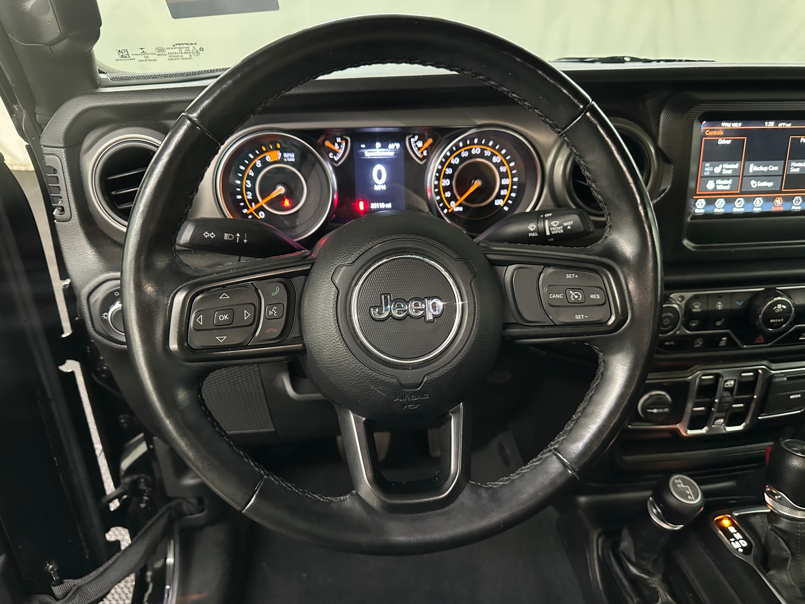 Thumbnail: 2022 Jeep Wrangler - 5