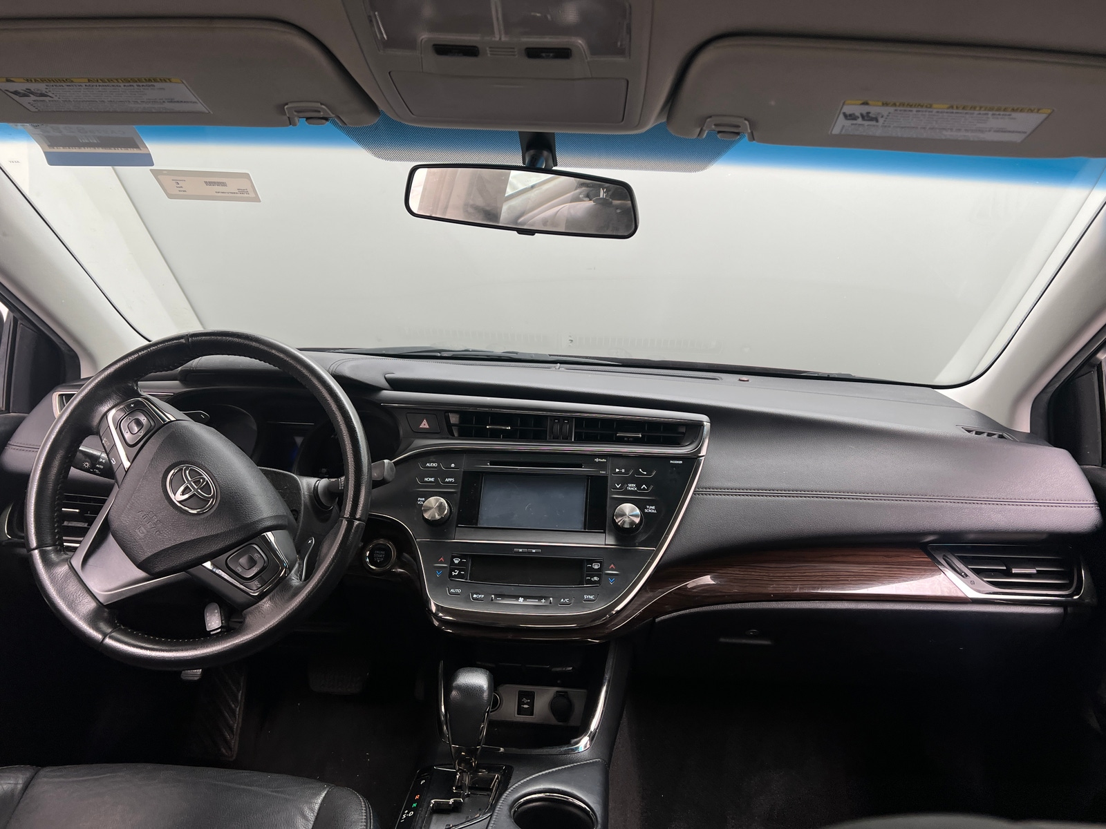 Thumbnail: 2015 Toyota Avalon - 2
