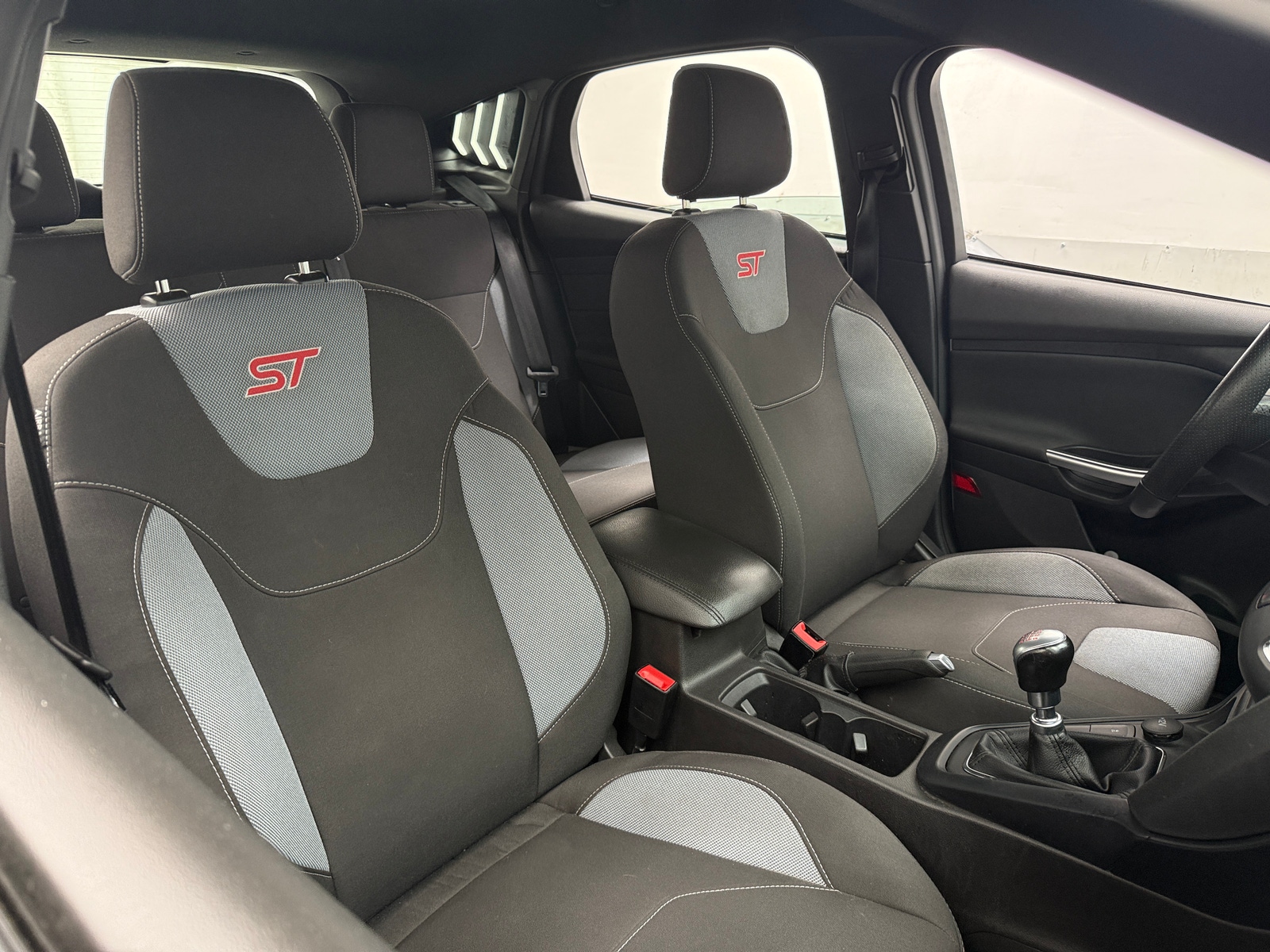 Thumbnail: 2018 Ford Focus - 2