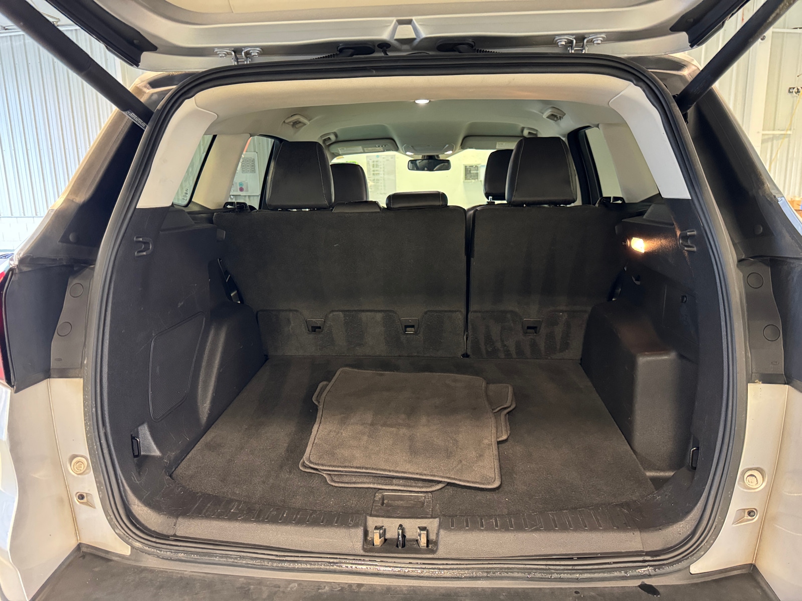 Thumbnail: 2019 Ford Escape - 6