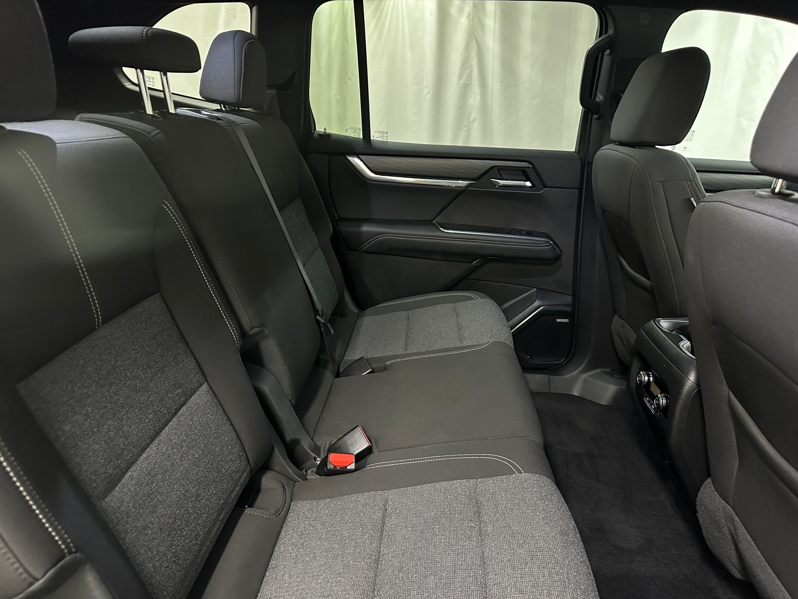 Thumbnail: 2025 GMC Acadia - 6
