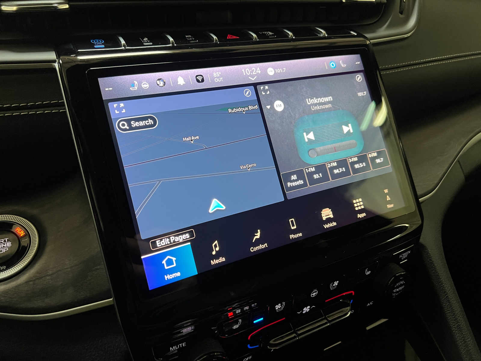 Thumbnail: 2024 Jeep Grand Cherokee - 3