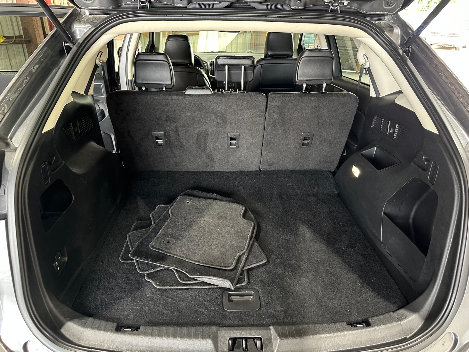 Thumbnail: 2024 Ford Edge - 6