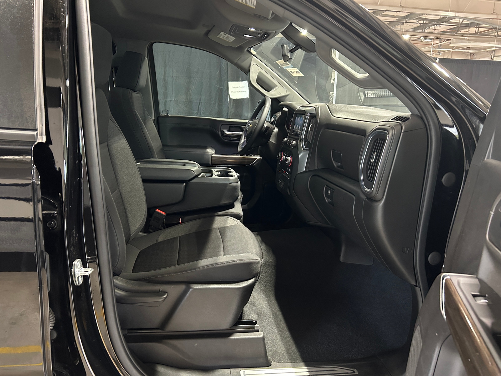 Thumbnail: 2022 Chevrolet Silverado 1500 - 2