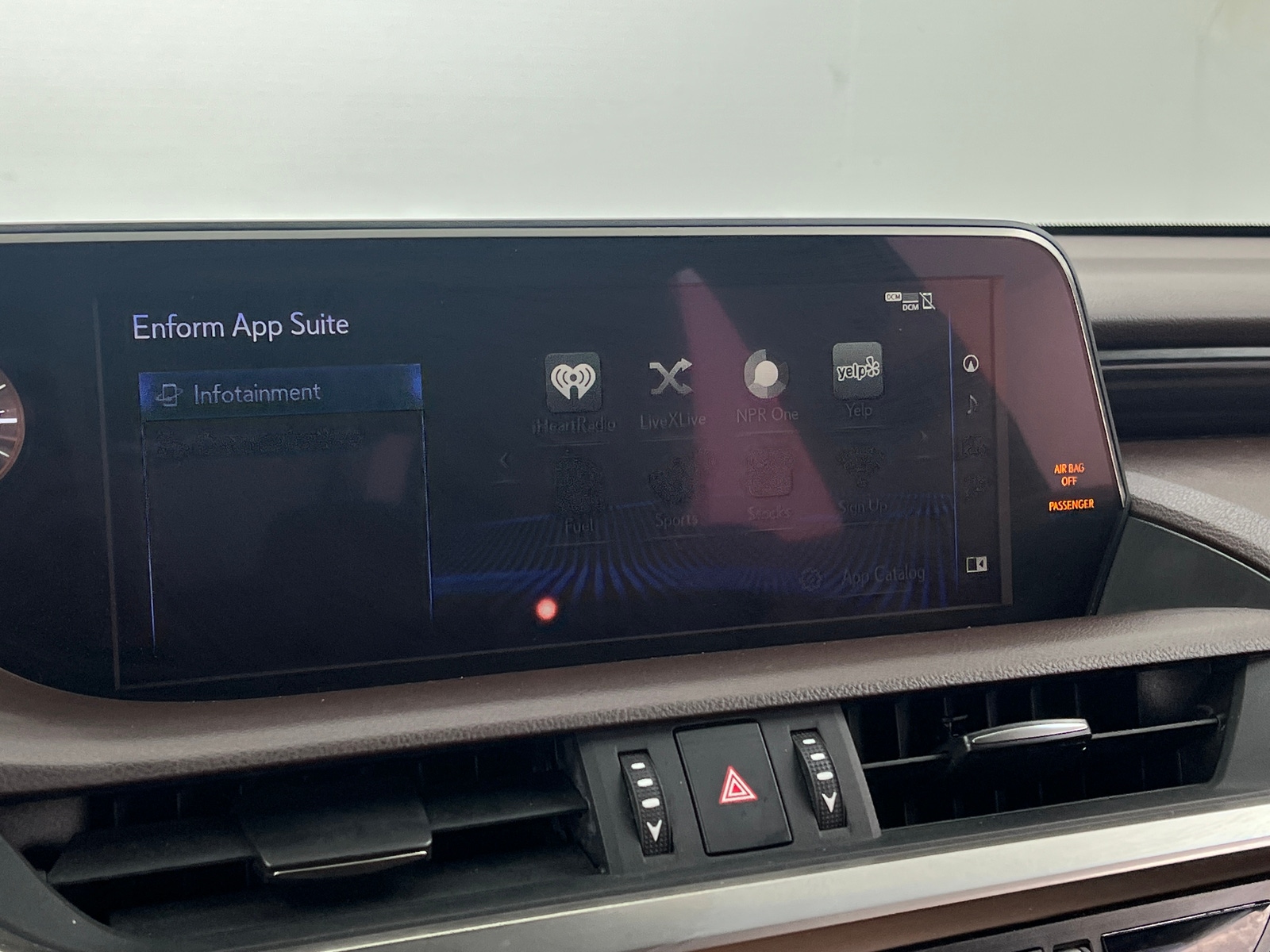 Thumbnail: 2019 Lexus ES - 4