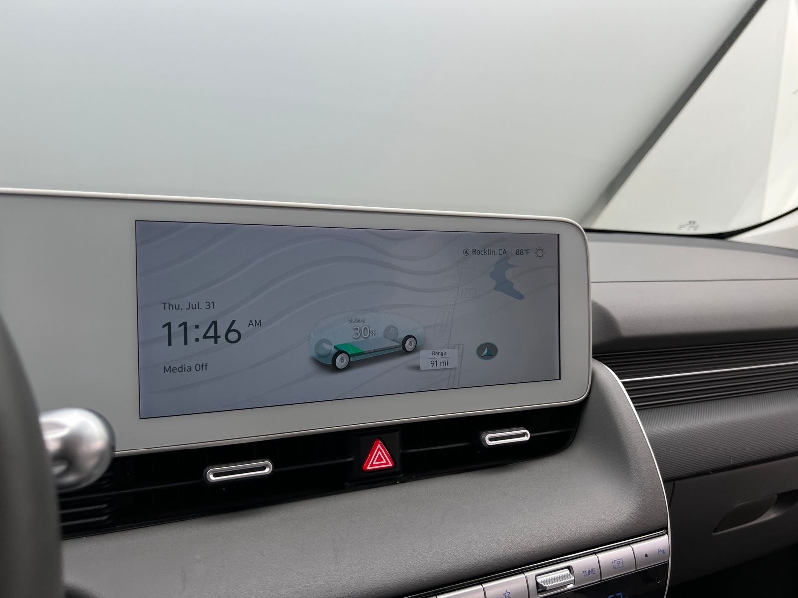 Thumbnail: 2023 Hyundai Ioniq 5 - 3