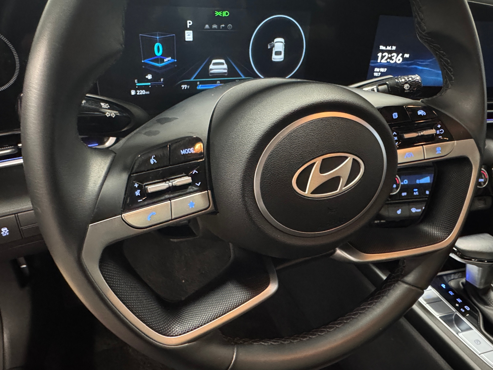 Thumbnail: 2025 Hyundai Elantra - 4