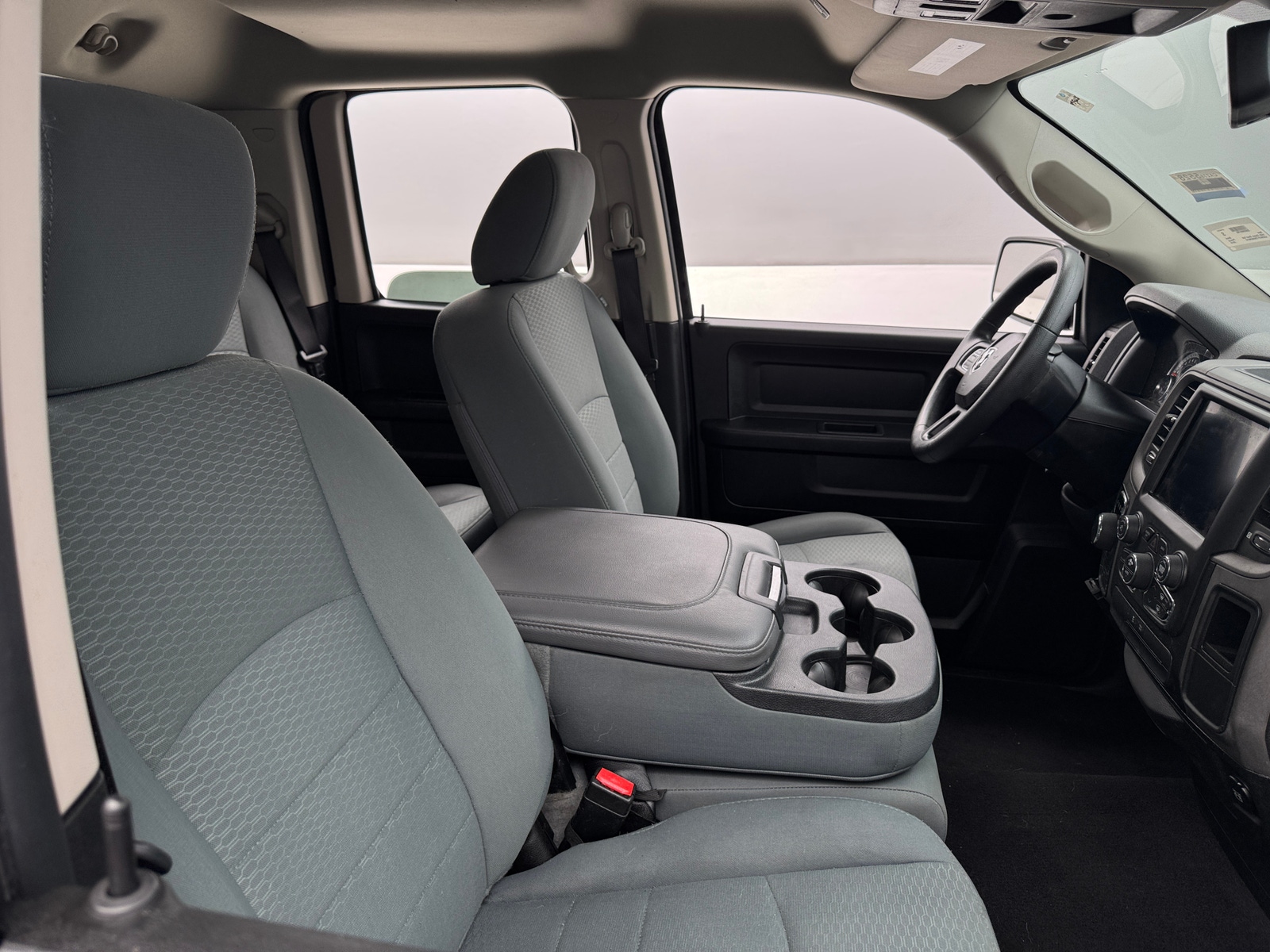 Thumbnail: 2019 RAM 1500 Classic - 2