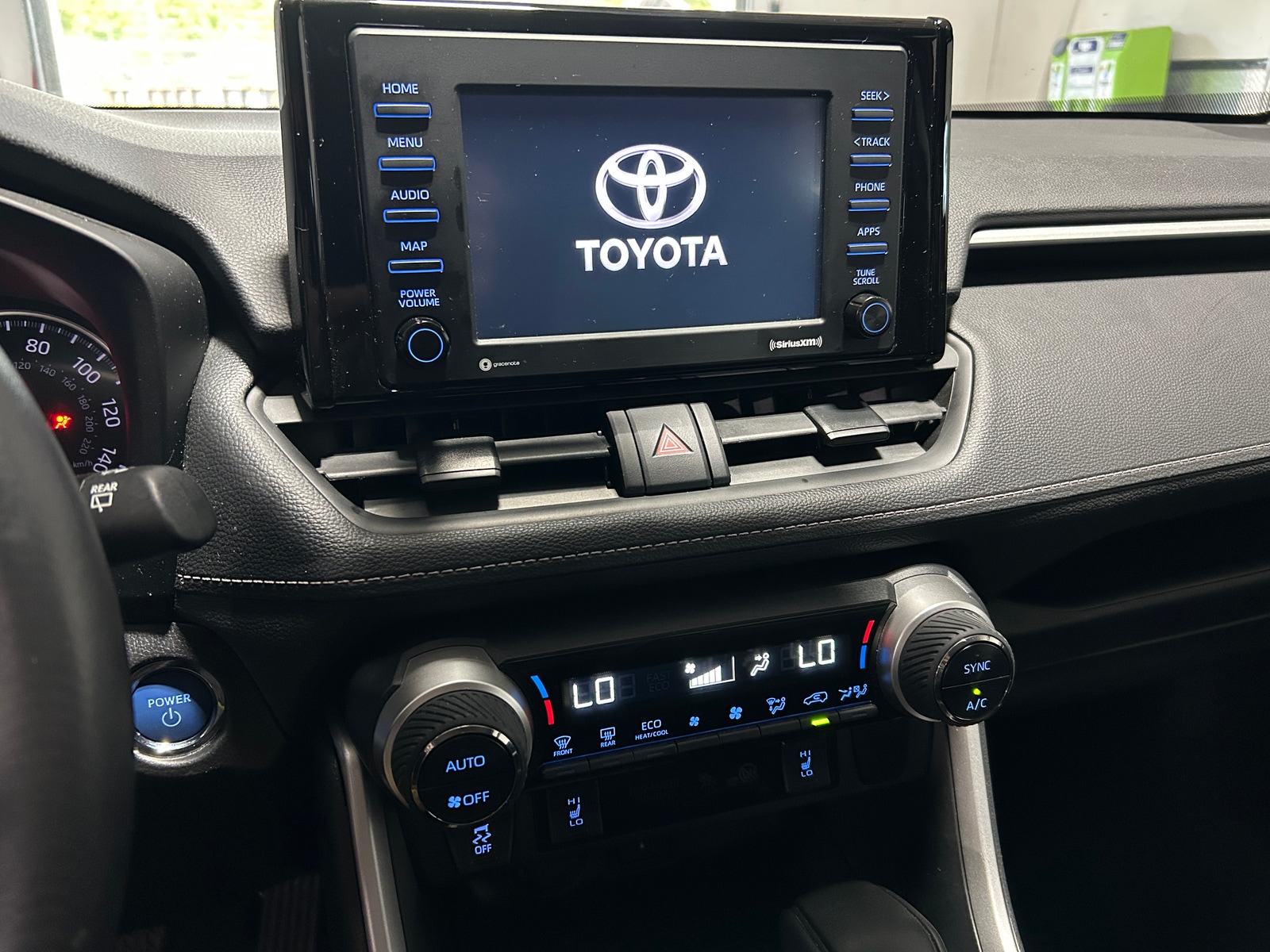 Thumbnail: 2021 Toyota RAV4 - 4
