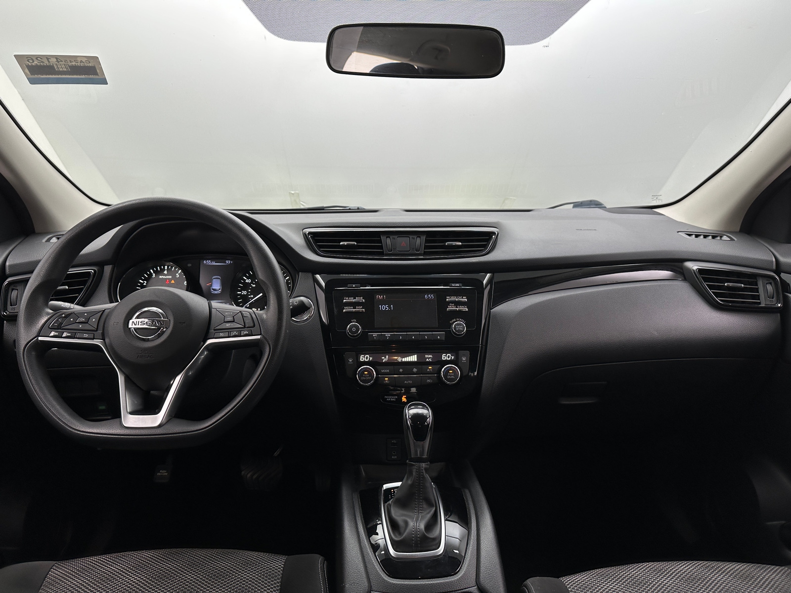 Thumbnail: 2017 Nissan Rogue Sport - 3