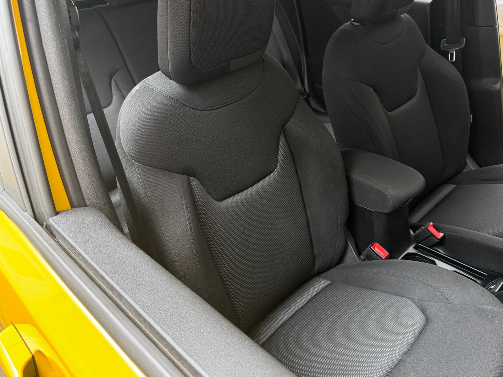 Thumbnail: 2018 Jeep Renegade - 2