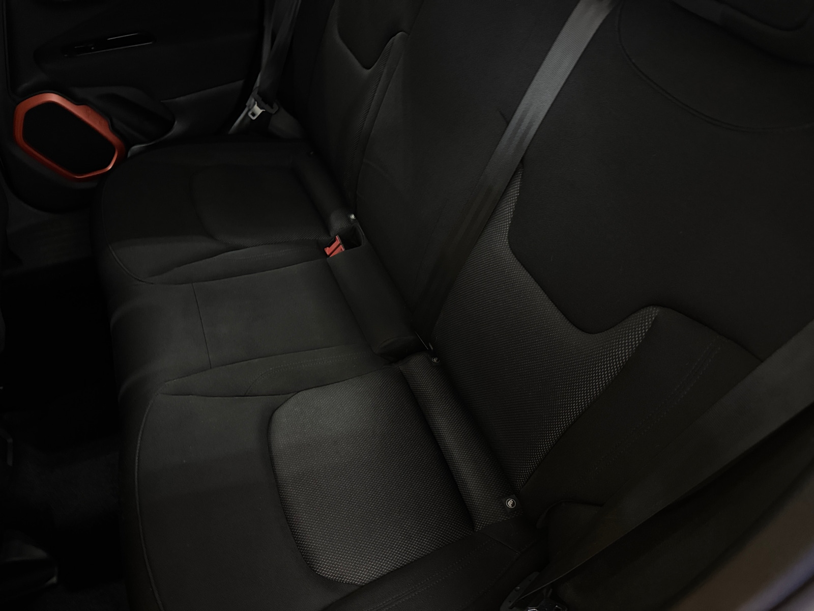 Thumbnail: 2018 Jeep Renegade - 6