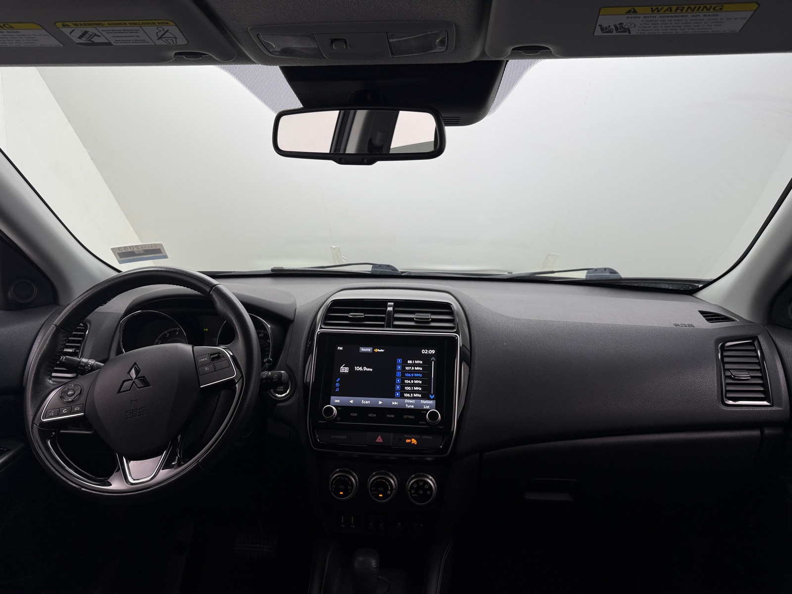 Thumbnail: 2021 Mitsubishi Outlander Sport - 3