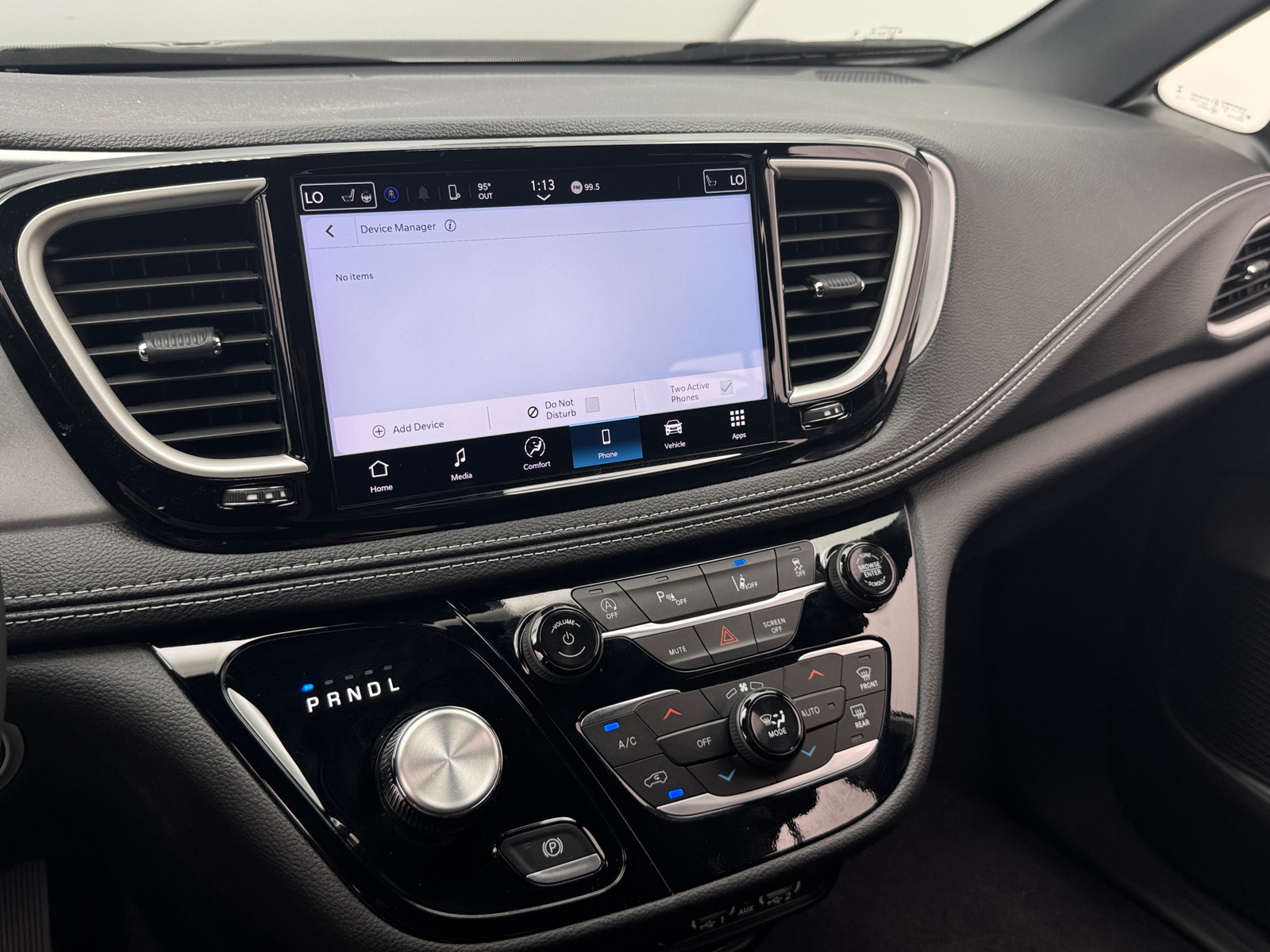 Thumbnail: 2024 Chrysler Pacifica - 4