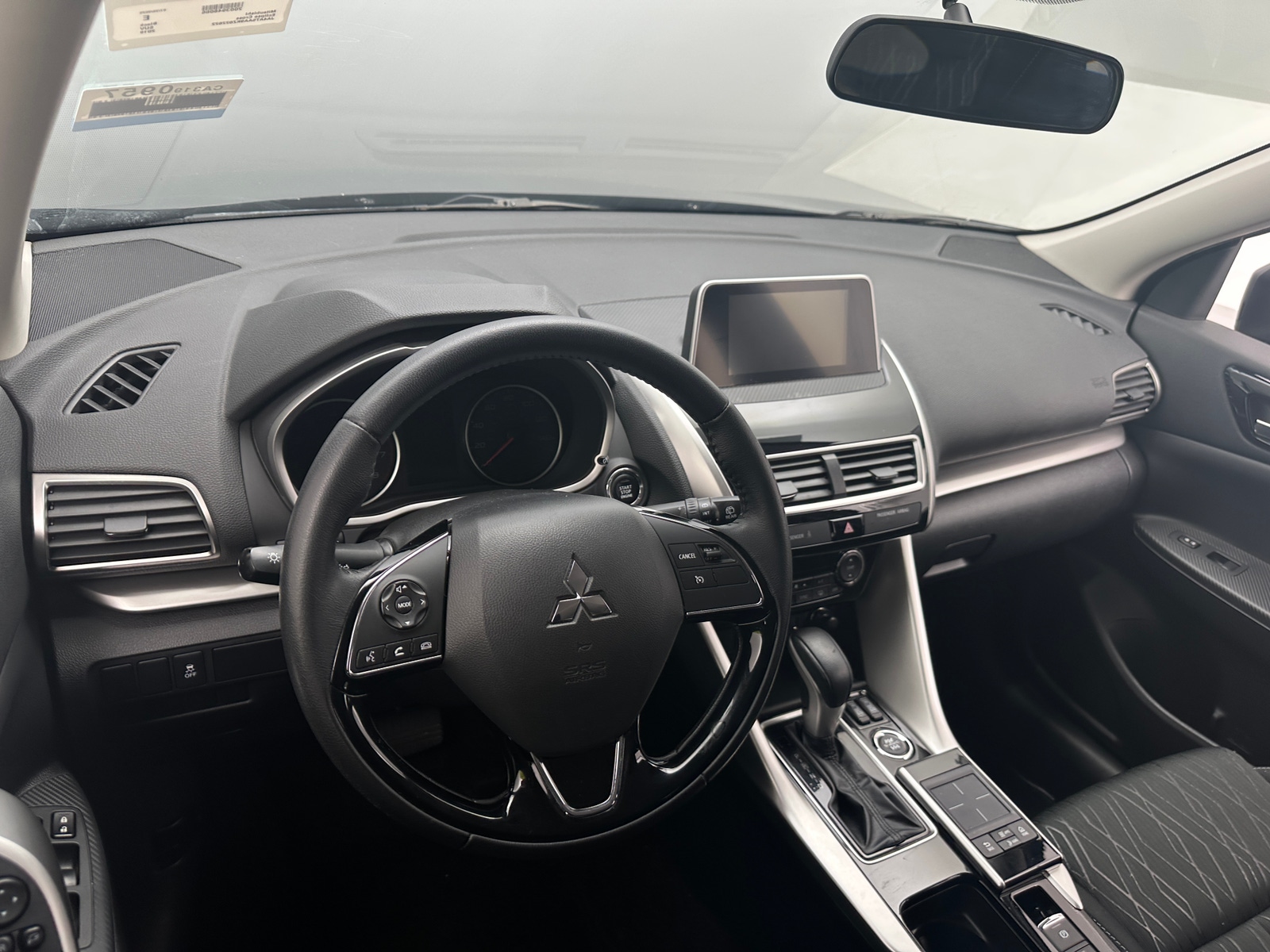Thumbnail: 2019 Mitsubishi Eclipse Cross - 3