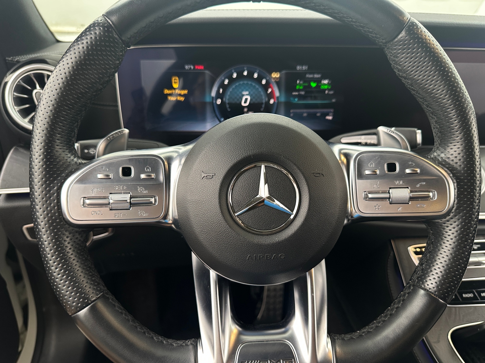Thumbnail: 2019 Mercedes-Benz E-Class - 3