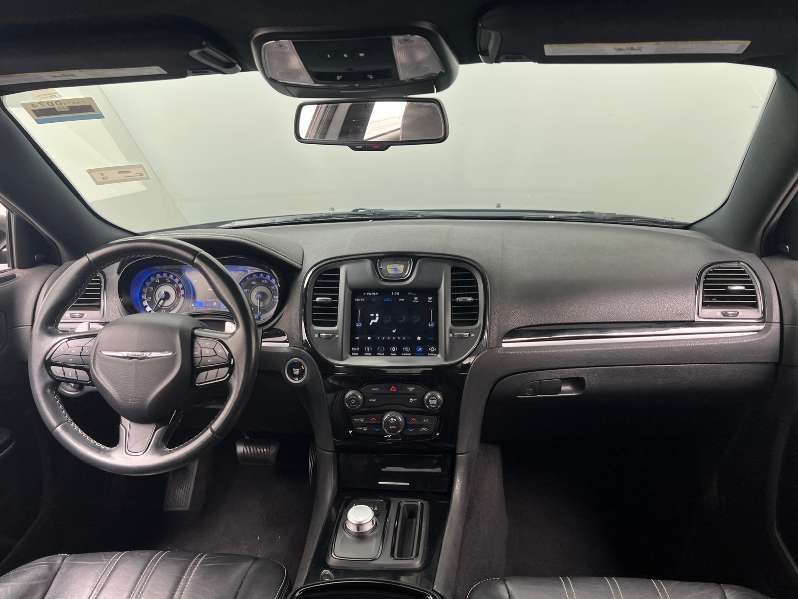 Thumbnail: 2019 Chrysler 300 - 2