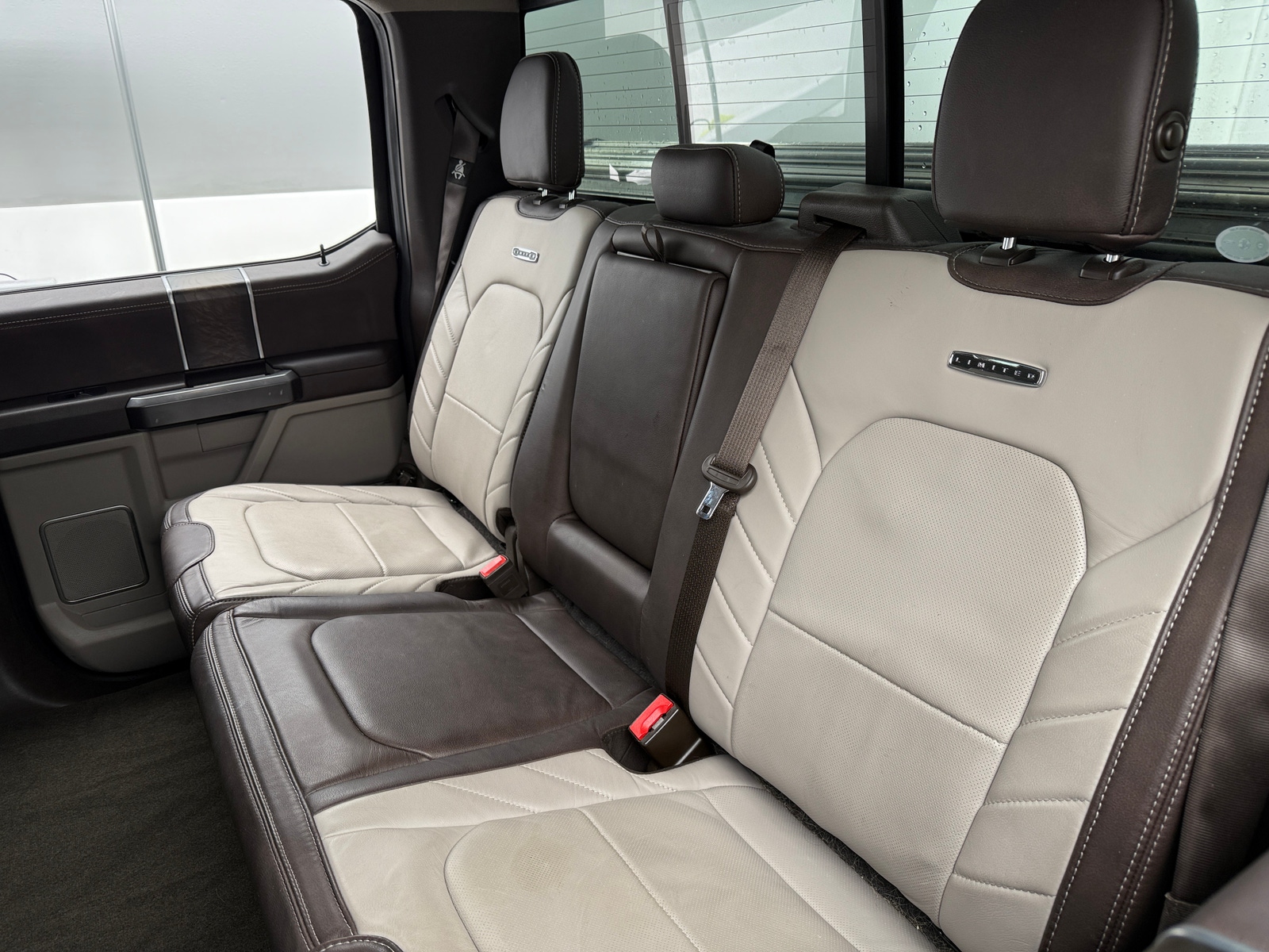 Thumbnail: 2019 Ford Econoline - 5