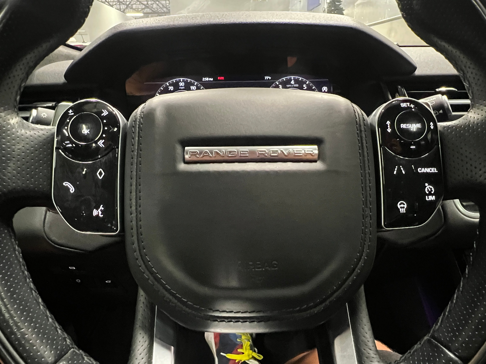 Thumbnail: 2020 Land Rover Range Rover Velar - 4